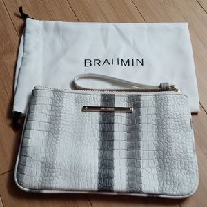 Brahmin wristlet with dustbag